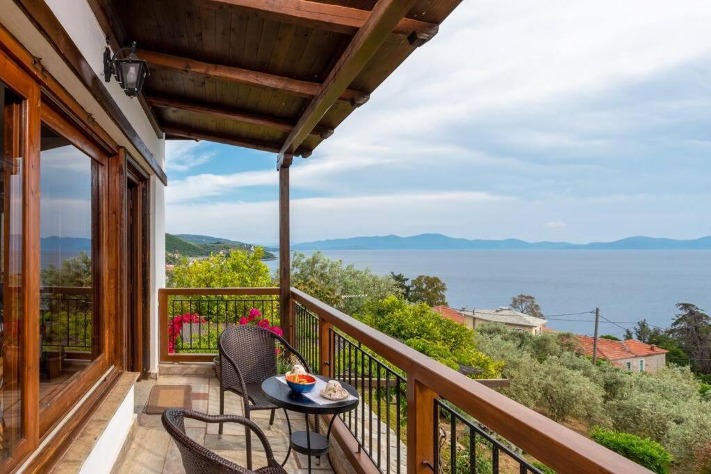 Seaside House With View Over Pagasitikos Áfissos Eksteriør bilde