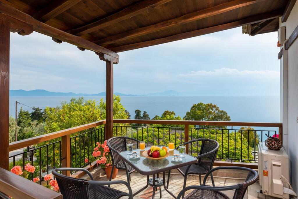 Seaside House With View Over Pagasitikos Áfissos Eksteriør bilde